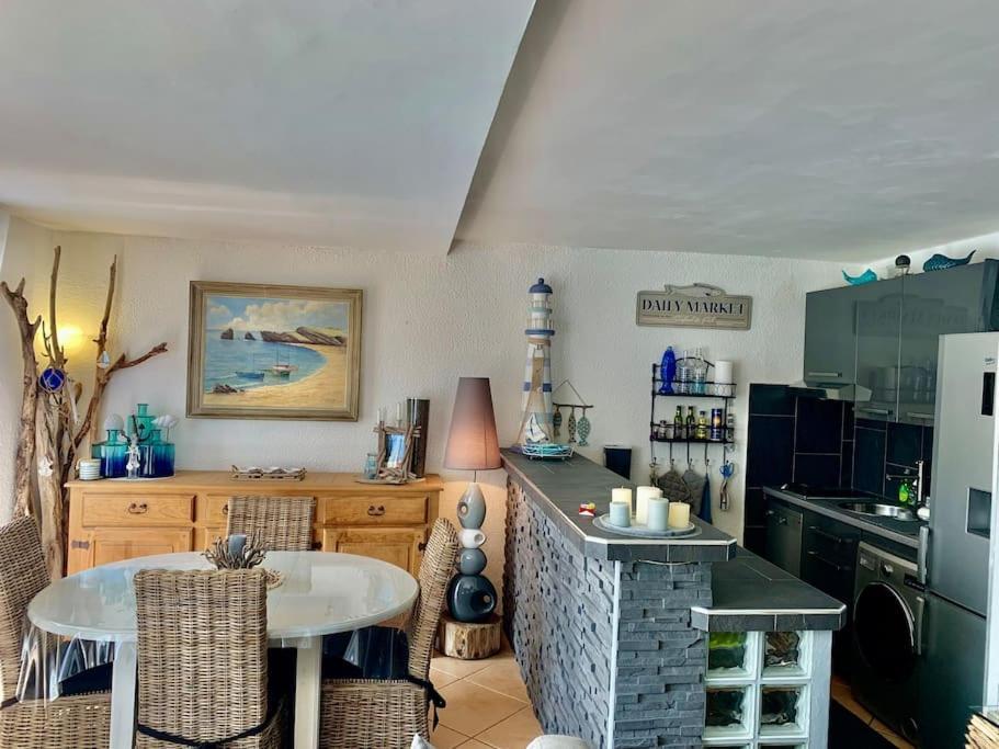 Appartement Vue Mer - Rdc - Parking Prive - Meuble Tourisme 4 Etoiles Агд Экстерьер фото